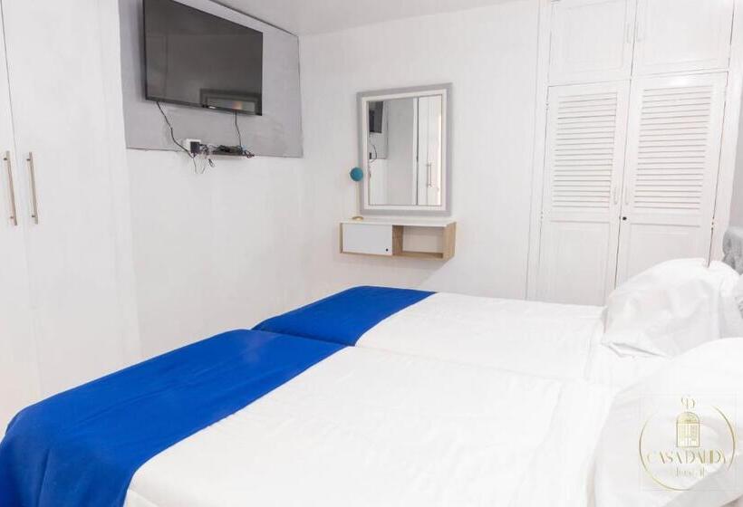 پانسیون Hostal Casa Dandy