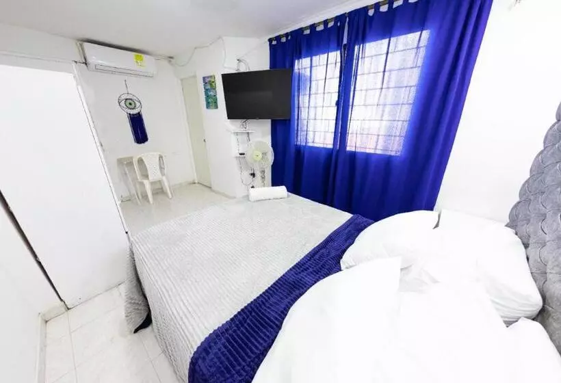 پانسیون Hostal Casa Dandy