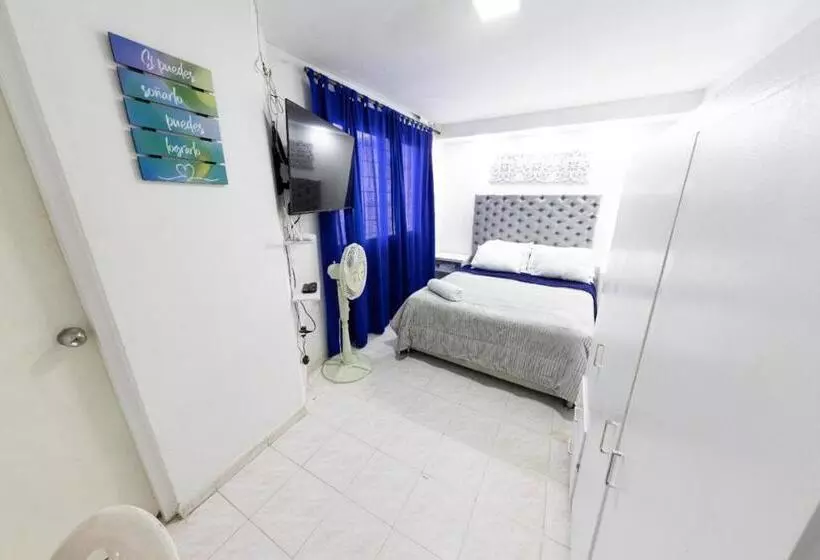 پانسیون Hostal Casa Dandy