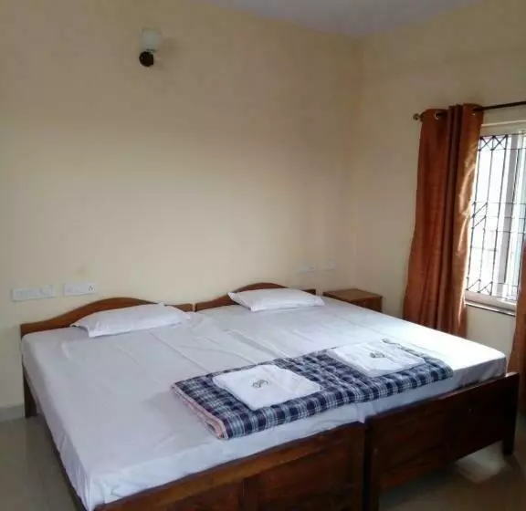 پانسیون Templevue Couplestay In Coorg Hill View Netflix Walkable To Convenience Store And Restaurants