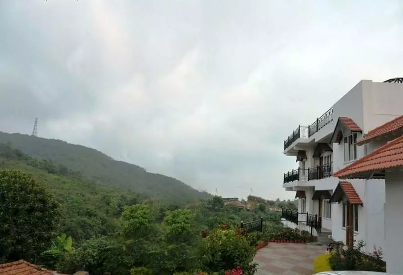 پانسیون Templevue Couplestay In Coorg Hill View Netflix Walkable To Convenience Store And Restaurants