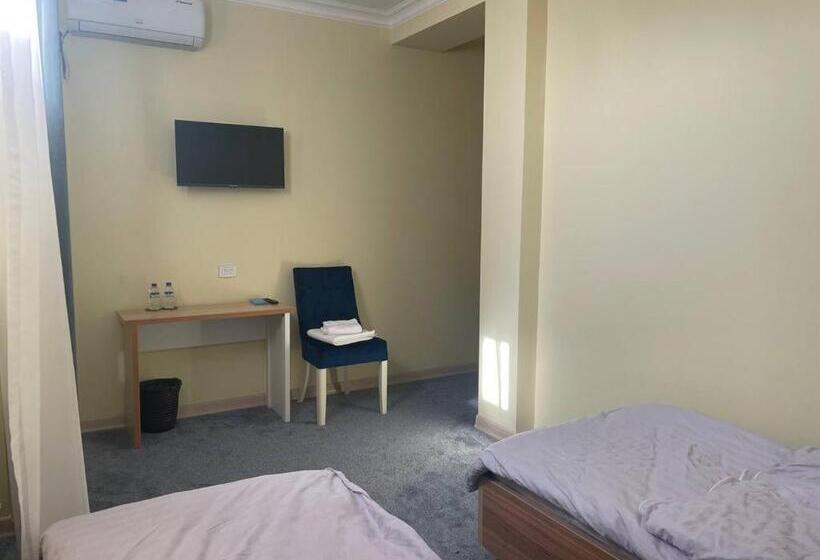 Bed and Breakfast Plus 1