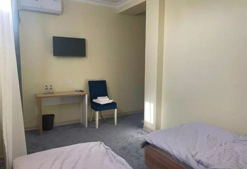 Bed and Breakfast Plus 1
