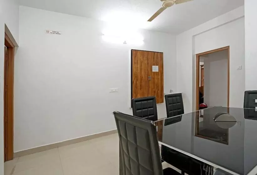 Hotelli Hillside Hideaway Gudalur