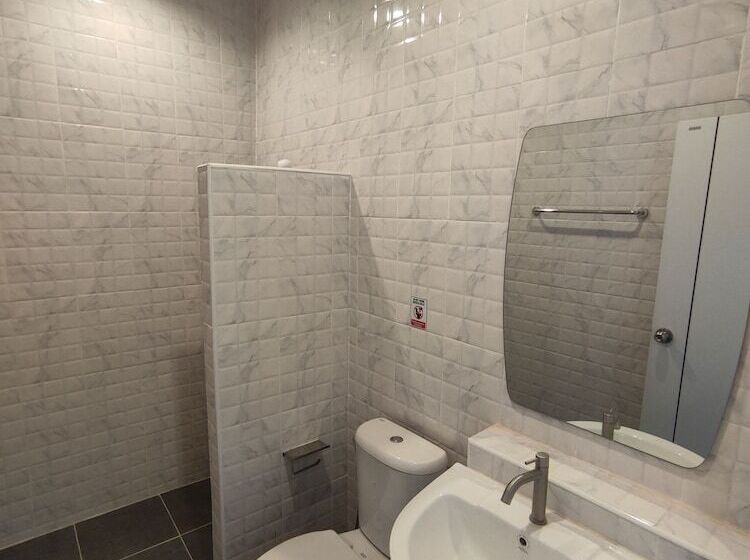 Life Hotel Rong Khun