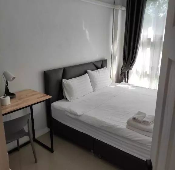 Life Hotel Rong Khun