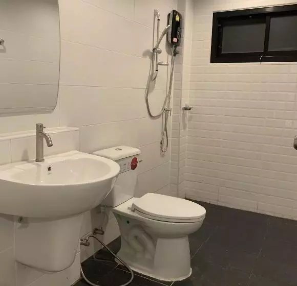 Life Hotel Rong Khun