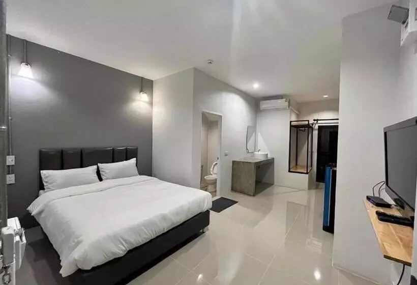 Life Hotel Rong Khun