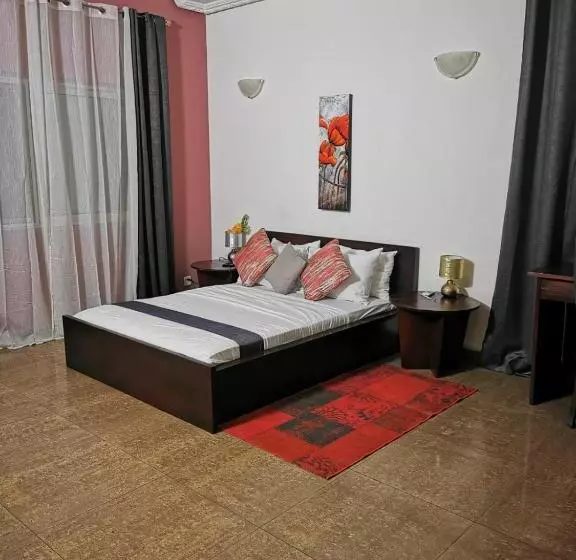Pension  L Address