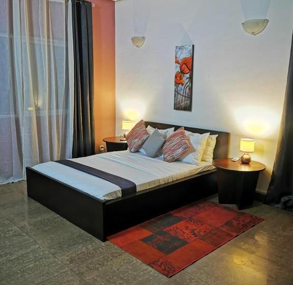 پانسیون L Address