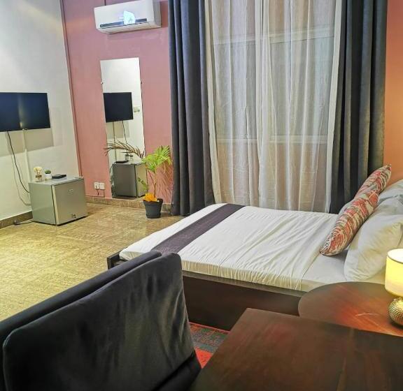 پانسیون L Address