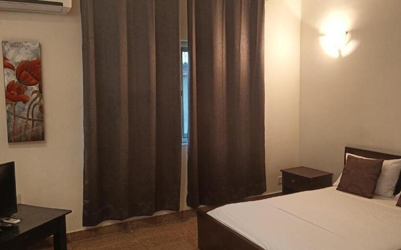 پانسیون L Address