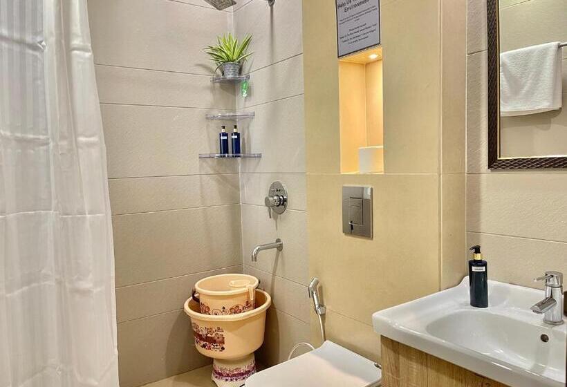 Bedchambers Serviced Apartments, Ardee City