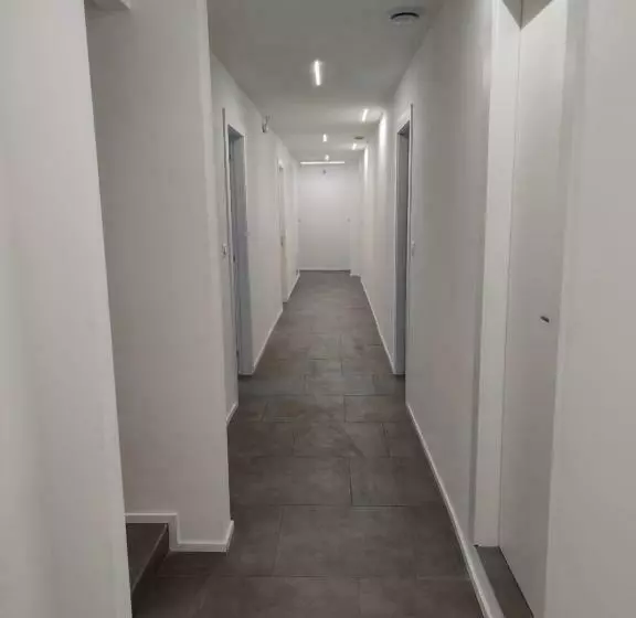 ペンション Ca Rossa