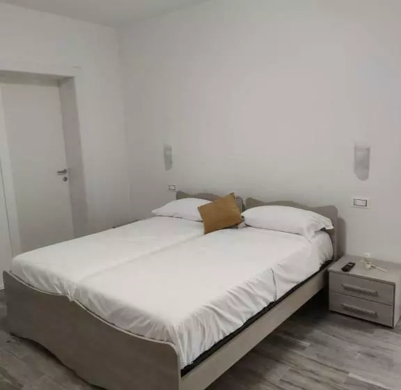 ペンション Ca Rossa