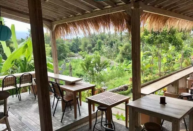 Majatalo The Green Ujung Villa