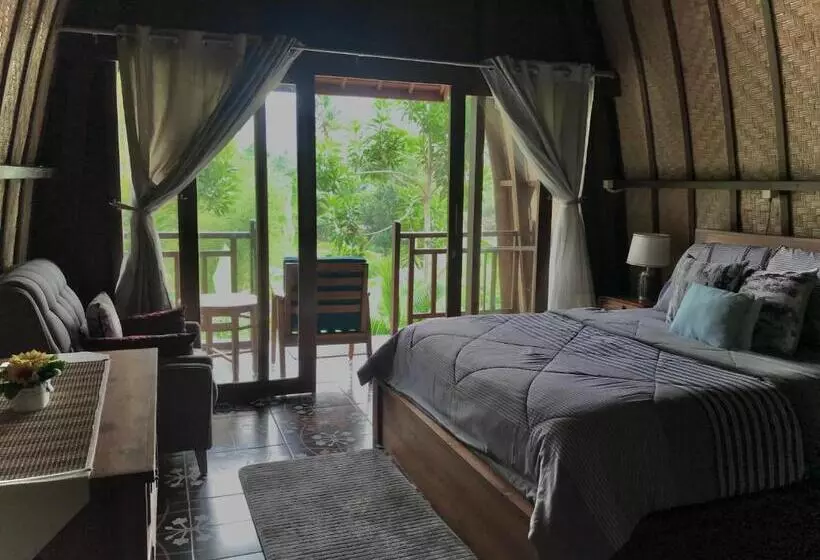 Majatalo The Green Ujung Villa