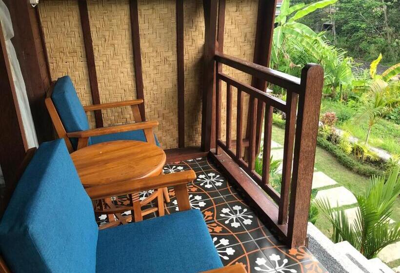 Пансион The Green Ujung Villa