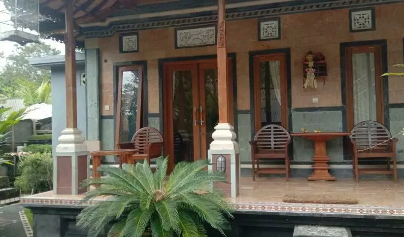 Aamiaismajoitus (B&B) Khailash Warung And Home Stay