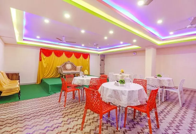 Hotelli Fabexpress Broholic Suites   Nr Jntu   Jawaharlal Nehru Technological University