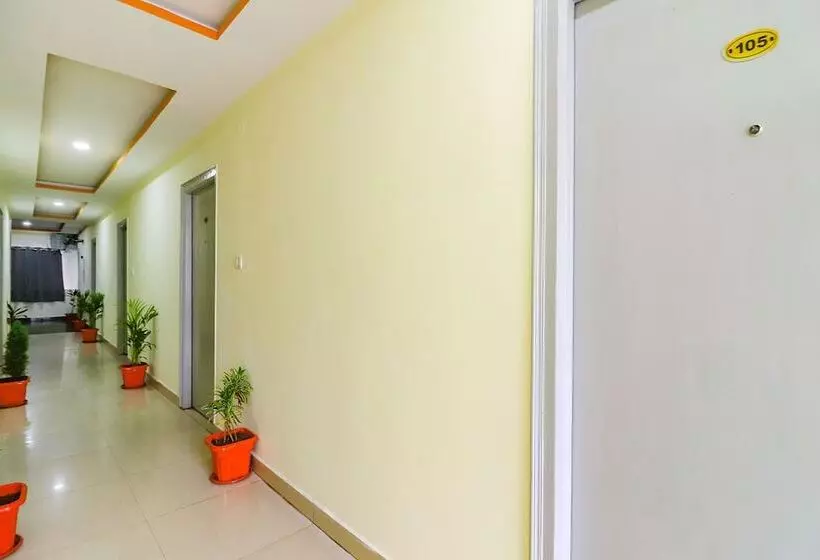 Hotelli Fabexpress Broholic Suites   Nr Jntu   Jawaharlal Nehru Technological University