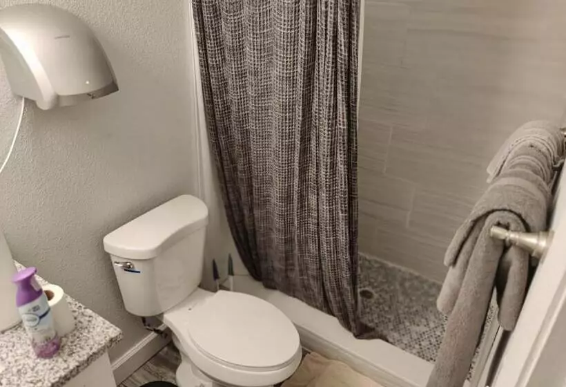 ペンション Roosevelt Inn