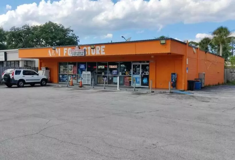 ペンション Roosevelt Inn