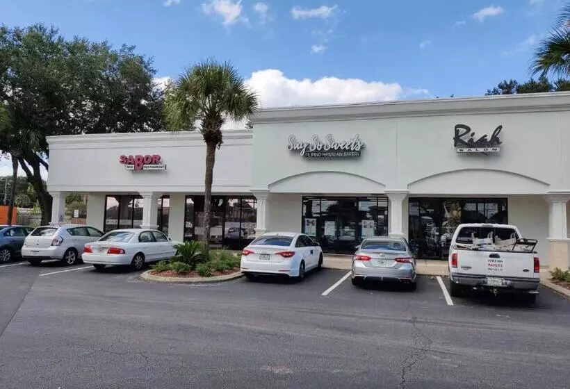 ペンション Roosevelt Inn