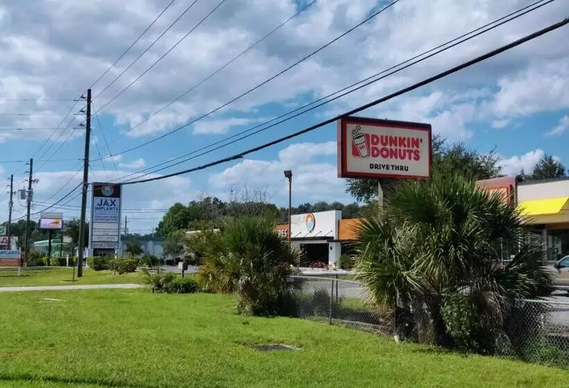 ペンション Roosevelt Inn