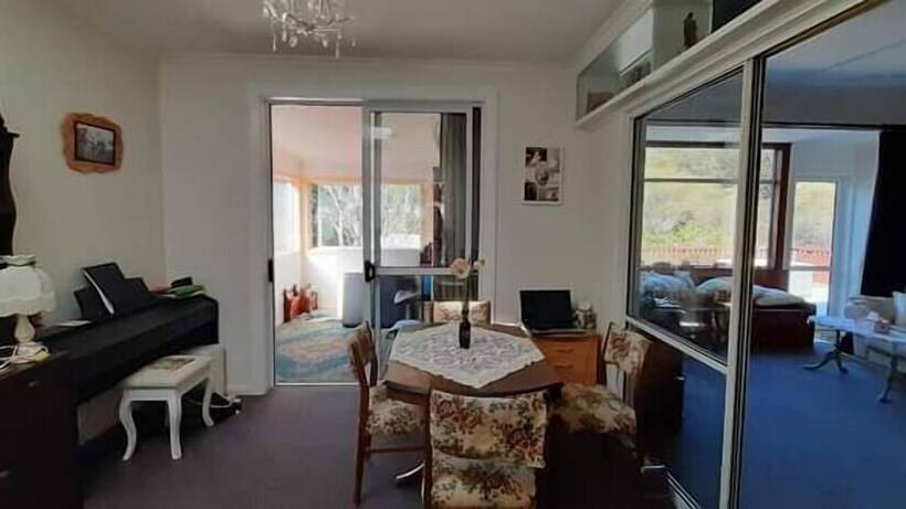 تختخواب و صبحانه Lioness Estate   Dunedin