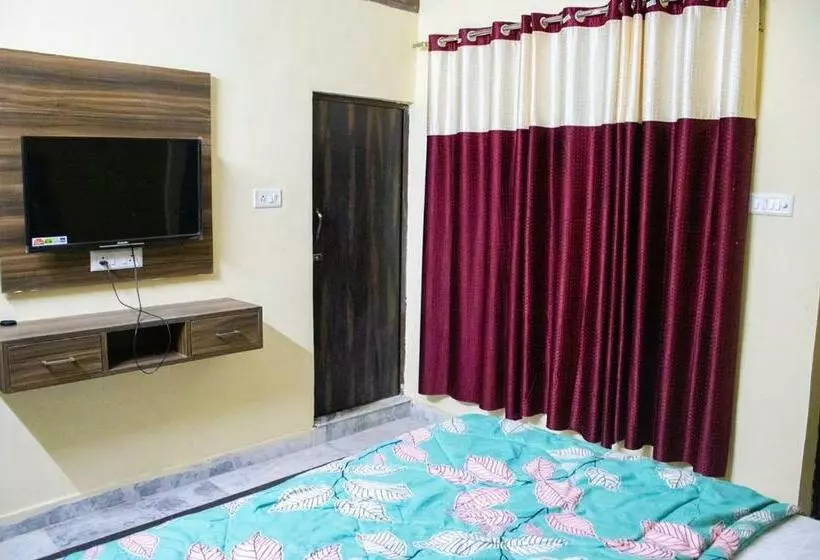 ホテル The Amar Villa By Wb Inn
