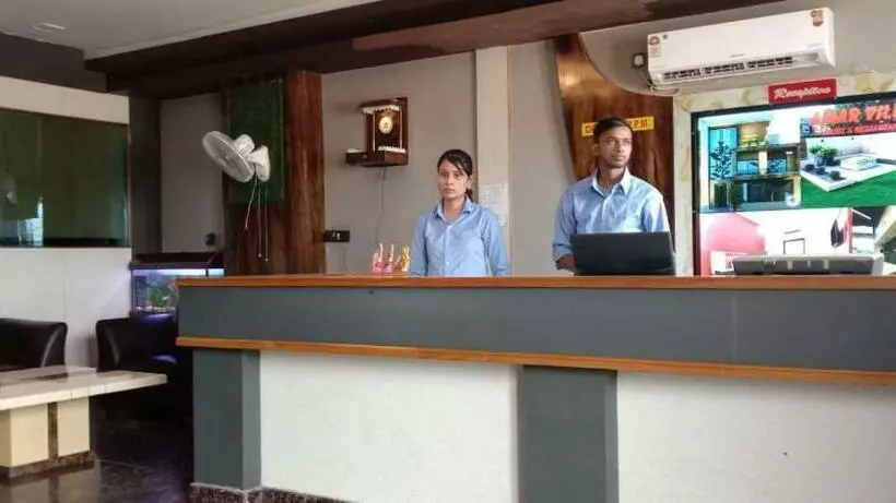 ホテル The Amar Villa By Wb Inn