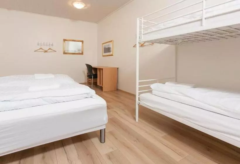 پانسیون Ljosafoss Lake Guest House