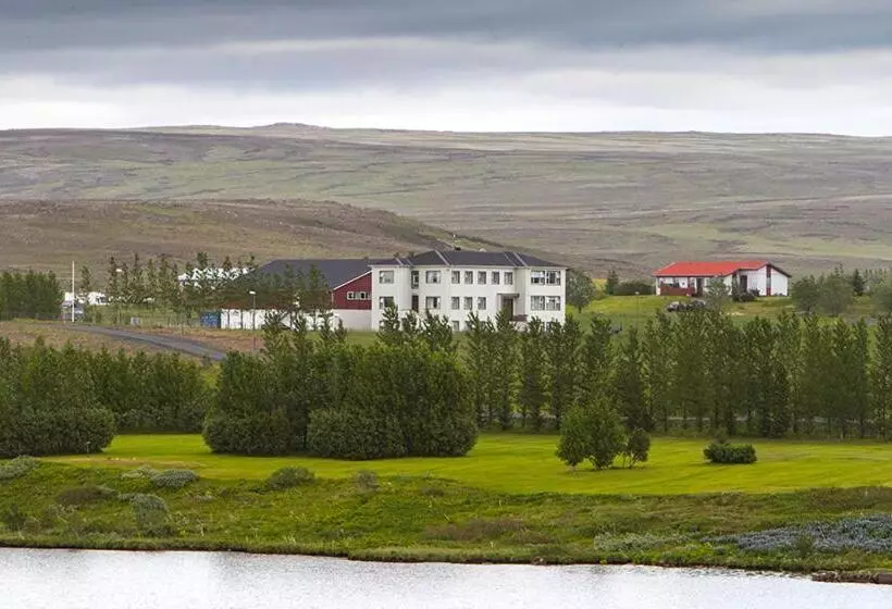 پانسیون Ljosafoss Lake Guest House