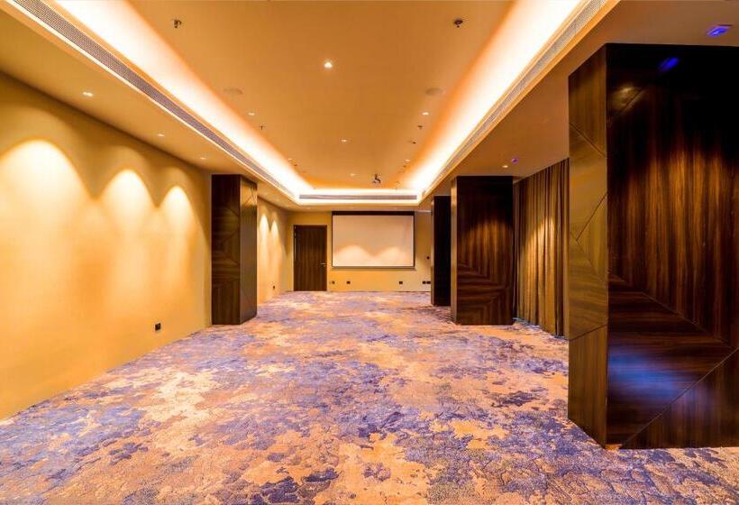 7 Apple Hotel Jal Mahal, Jaipur