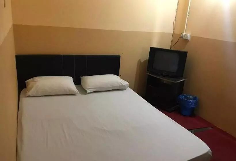 ユースホステル Motel Terminal Inn