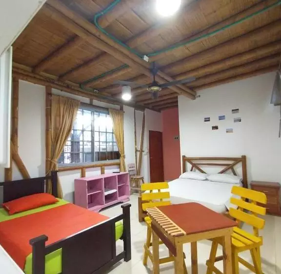 ベッドアンドブレックファースト Casa Mita Taganga
