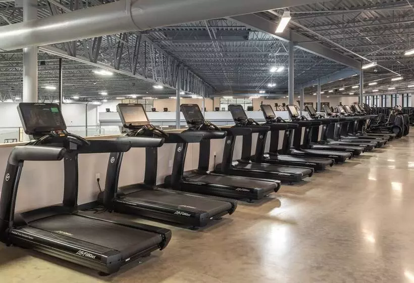 The Warehouse Hotel At Champion Mill