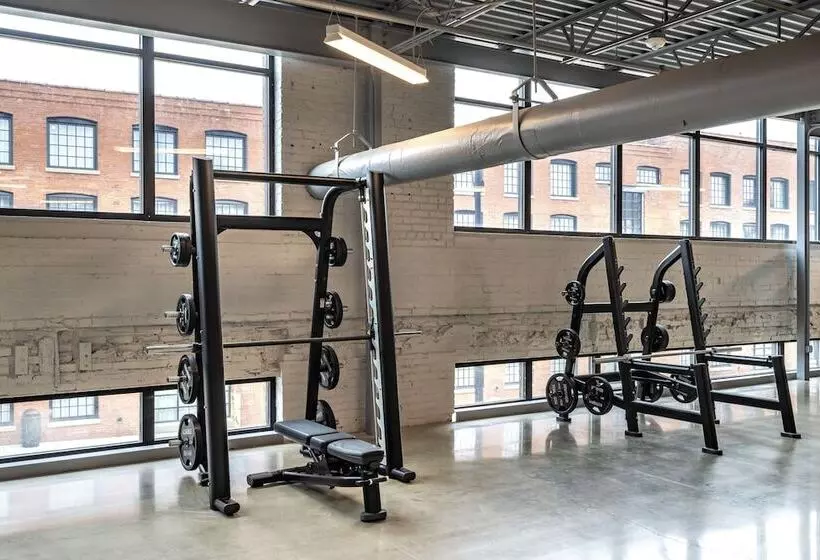 The Warehouse Hotel At Champion Mill