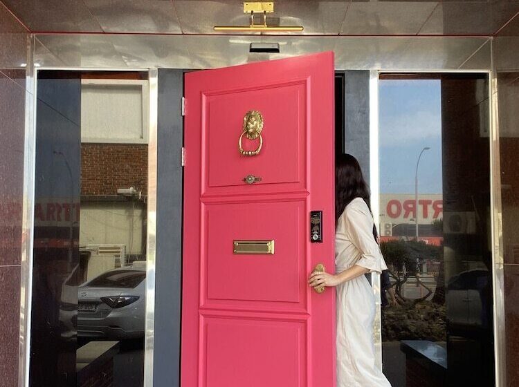 فندق صغير Lofy House