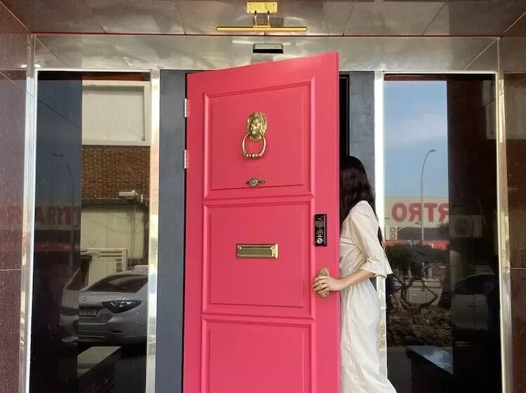 Retkeilymaja Lofy House