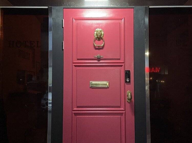 فندق صغير Lofy House