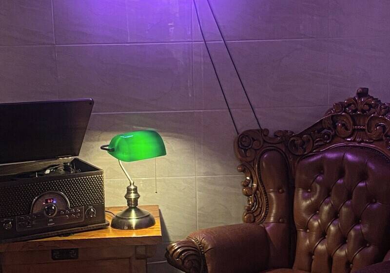 فندق صغير Lofy House