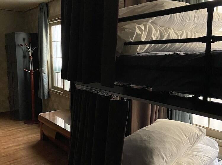 فندق صغير Lofy House