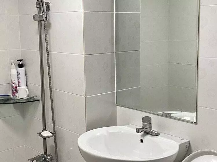 Retkeilymaja Lofy House