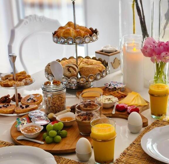 تختخواب و صبحانه Guesthouse Amberdi, Fly & Stay