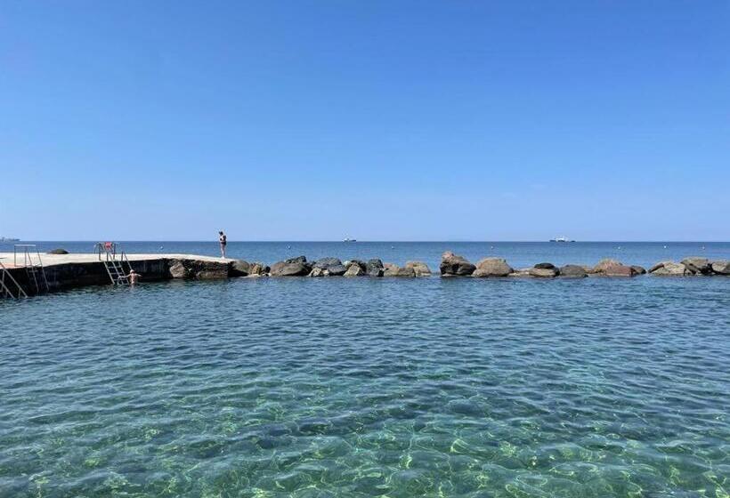 تختخواب و صبحانه Villa Anselmi   Arteindiretta