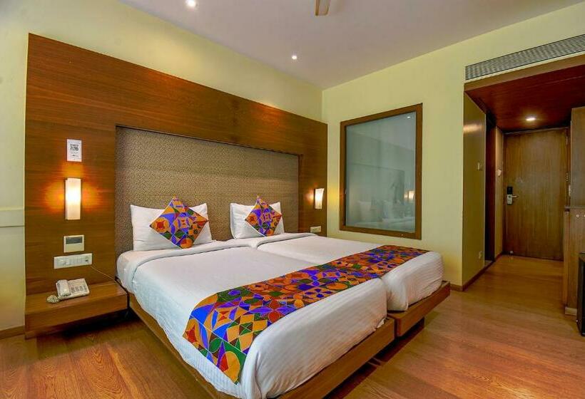 هتل Fab Prime Jm Four