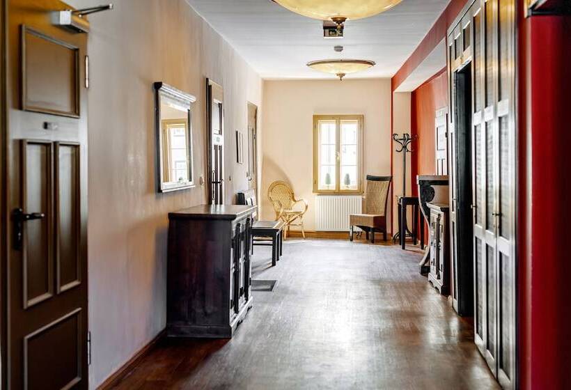 Hotelli Watzdorfer Geleitschenke Und Herberge