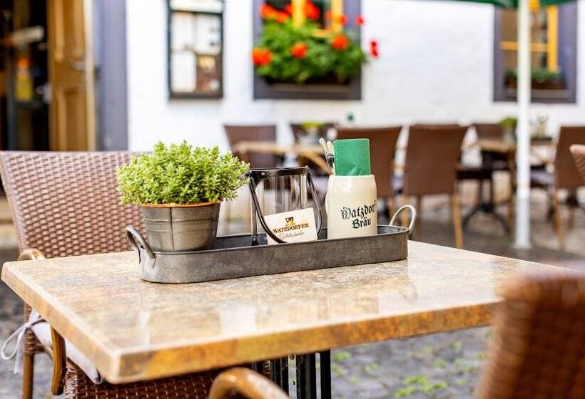 Hotelli Watzdorfer Geleitschenke Und Herberge